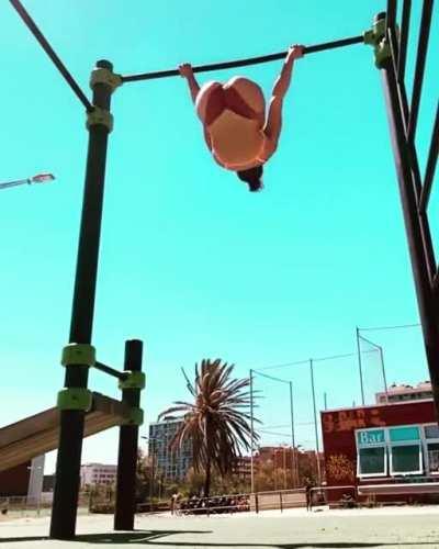 Did you know the human body was capable of this? Doesn't mean you should do it though.