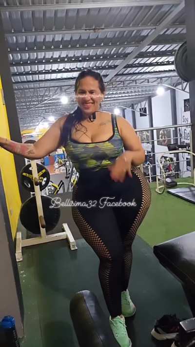 All Natural Latina Milf!