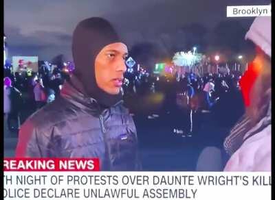 Man braves violent protests to deliver soup can to starving family