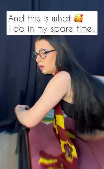 Send this to a Harry Potter Fan! 😂