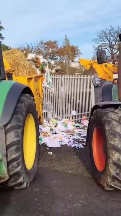 German farmer's protests are wild. This is the French way.