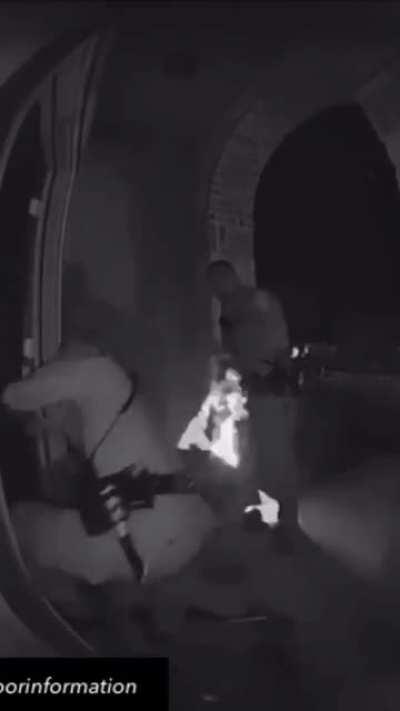 Kid screams for his dad terrified of the police