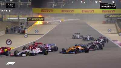 Huge crash after start causing red flag