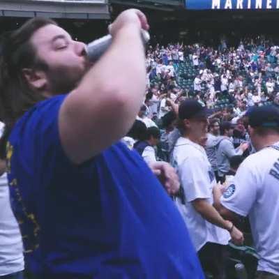 [Highlight] [Highlight] Crowd shot of the Mariners watch party hosted at T-Mobile Park during Cal Raleigh's home run.