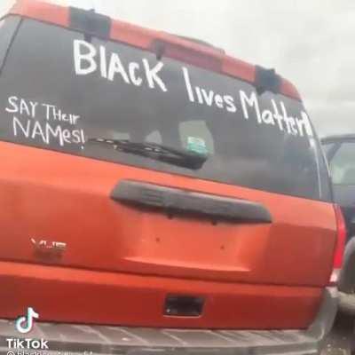 Why is this server randomly back alive