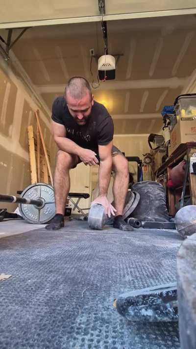 First time lifting blobs! Blob50 from cannon power works and a 407 axle from today!