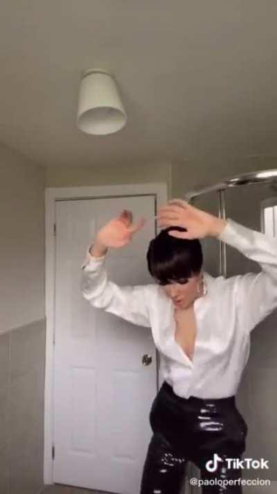 KDA ALL OUT Karma after she secures another double kill at bot lane