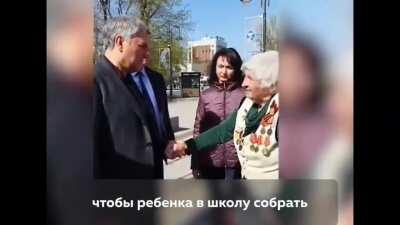 За всю правду. Председатель Госдумы Володин - объясни ветерану... это надо быть каким аферистом чтобы обдирать людей?.. Если кого-то задела (власть нынешнюю) посадите меня!