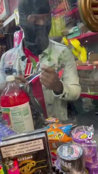 Giving customers flowers goes one of two ways