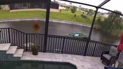 Car crashes into canal