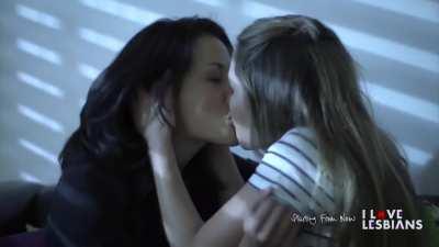 Starting From Now: Rosie Lourde & Sarah De Possesse - (s01e03) - *AI ENHANCED*