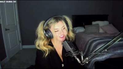 Brooke almost side Boob Squeeze