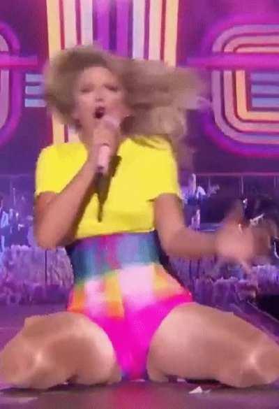 She definitely knows how to ride it good