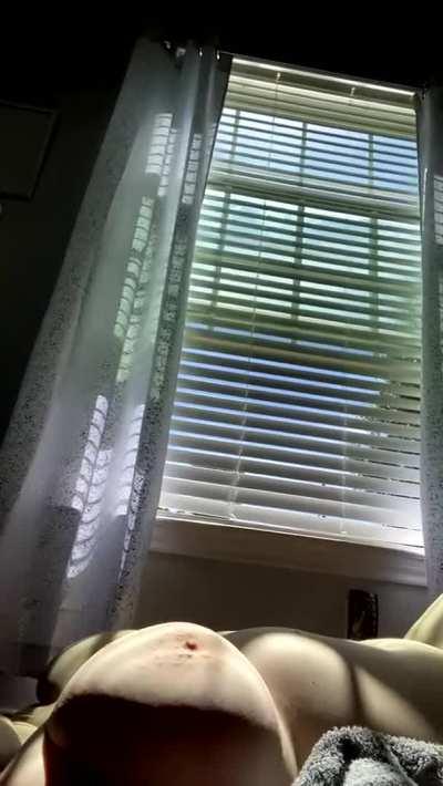 Curvier than a rollercoaster 😈🐱