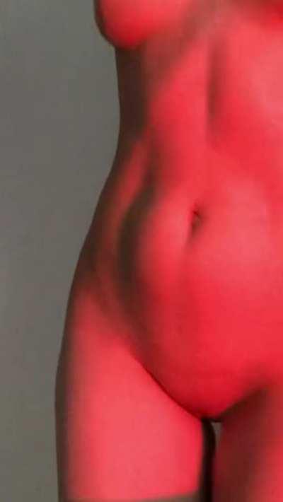 rate my cameltoe 1-10 and I'll rate your cock