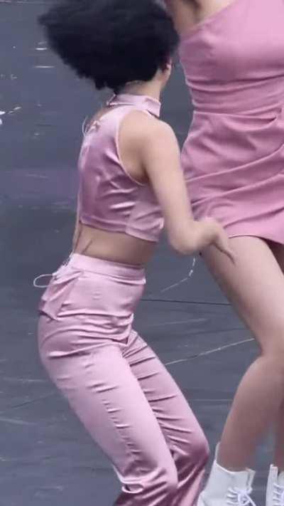 Chaeyoung 🔥