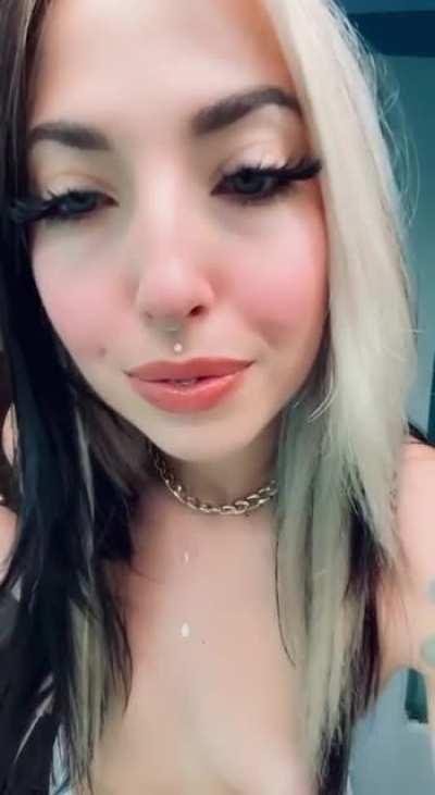 Spit looks good on me. 🤤