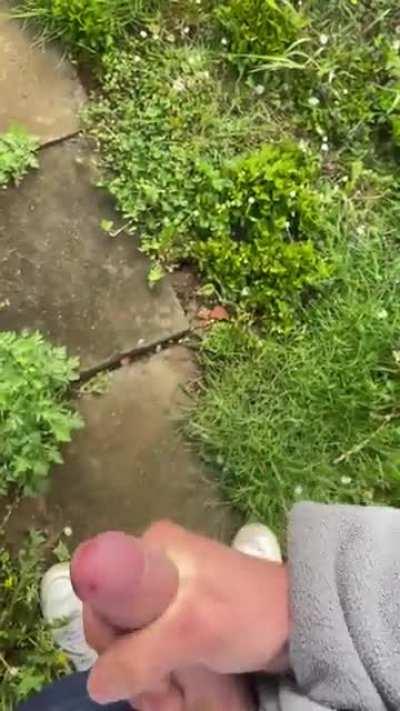 Mein erster Outdoor cumshot