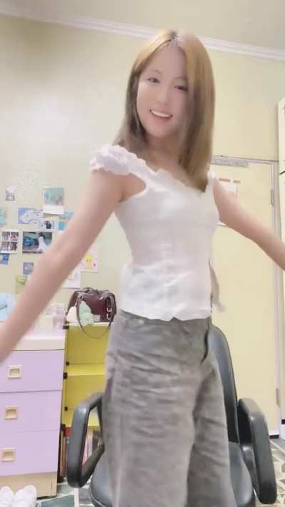 lovely Jia is so excited to show off her super cute outfit