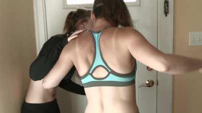 Tough girl suffers belly KO from athletic girl