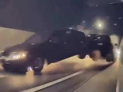 Dodge challenger driving like it's Nascar