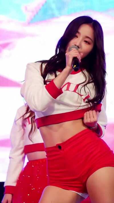 Momoland - Yeonwoo is so Hot