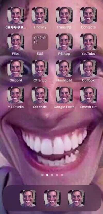 WHEN THE PHONE IS SUS!😳