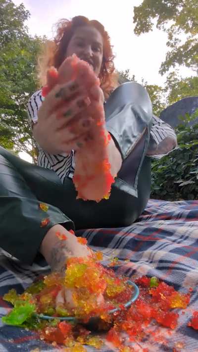 Jello Cake Never Was Tastier 😆