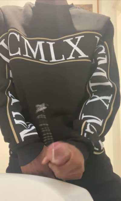 🥵Dick Just Kept Shooting Cum💦