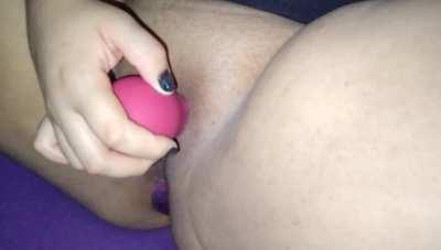 cumming so hard with my rose 🤪 [00:06]