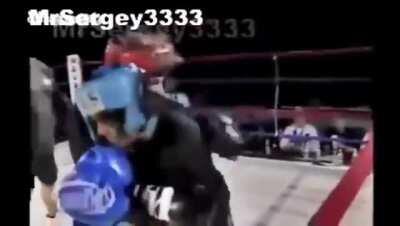 Um bom rapaz vs 9 feministas!!!😍😍😍😍