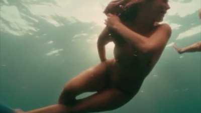 Kelly Brook in Piranha 3D (2010)