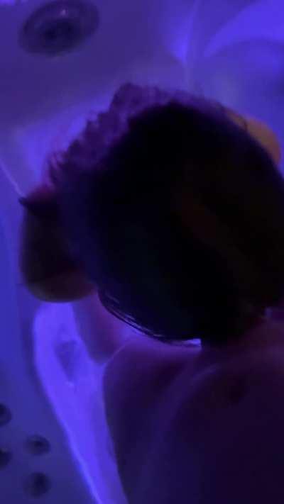 Invited him over to hot tub and couldn’t resist..