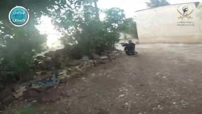 Jabhat Al Nusra fighters kill SAA soldiers in extreme close quarters + footage of Al Nusra overrunning SAA positions in Zara, Homs. 2015