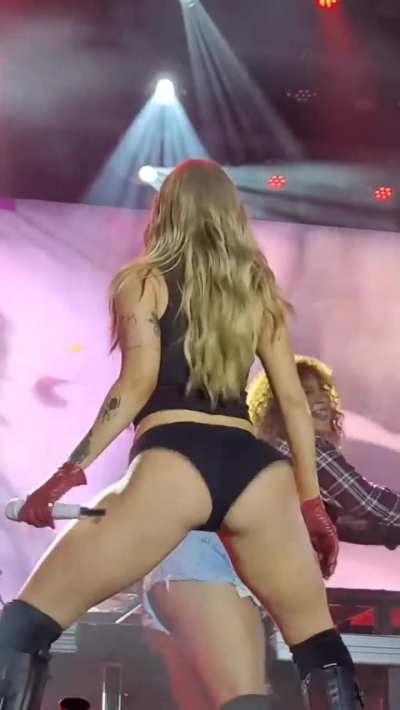 Luisa Sonza (@luisasonza)