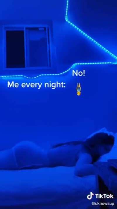 She knows what she doing 🍑👀