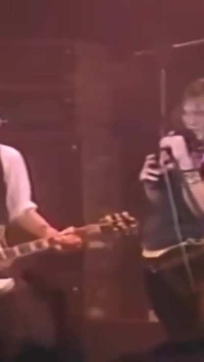 Guns N' Roses - Paradise City (When Music Was Real)