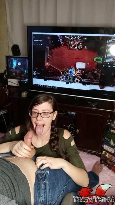 OC: I mean... I couldn't just slow down! I wanted to distract him, and I succeeded! He lost the round!