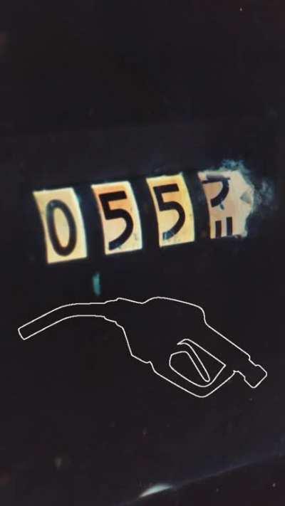 Nove mil reais, exatos, precisos, redondos, cravados.