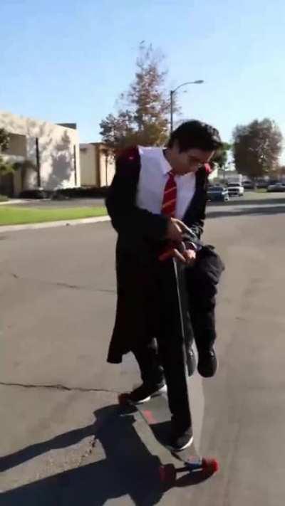 How tf does he do tha--- ohhh, cool!