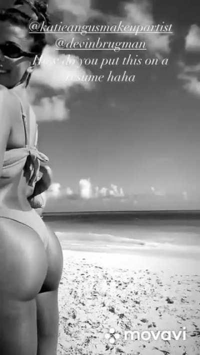 Getting the tush rubbed