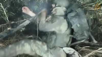 Russian soldier finishes himself off with a shot to the head - Kharkov Direction