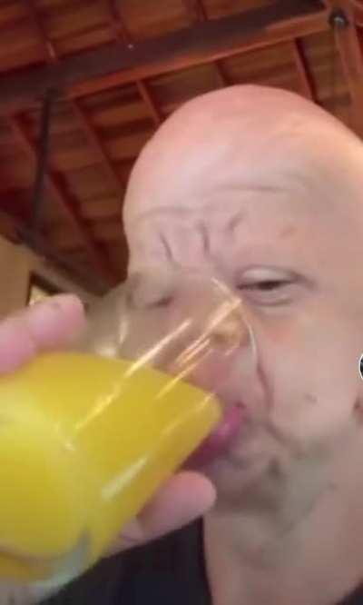 ONB drinking bruceys c*m🤤