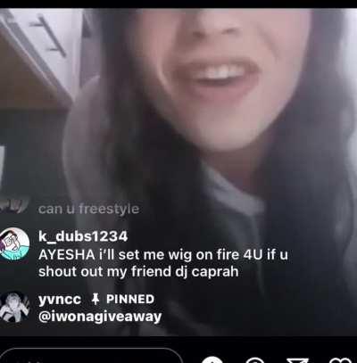 ayesha wishes slayyyter was in her basement! (live)