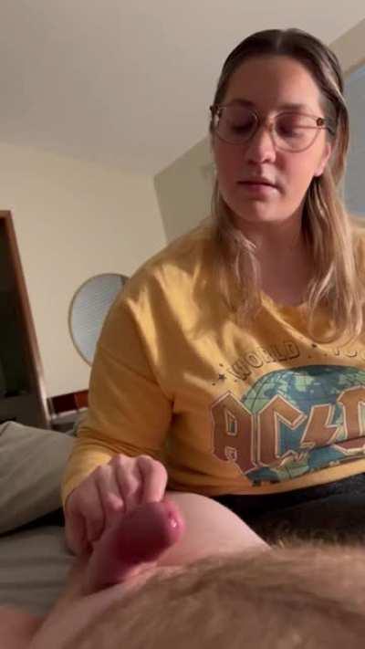 If your whole dick fits in my hand like this, this is all you’d get