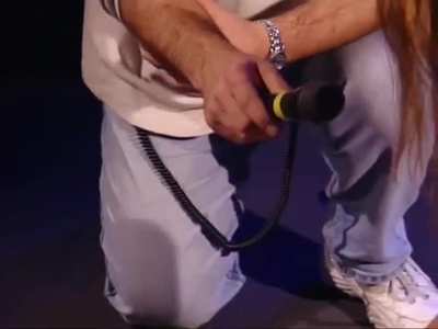 Taylor massages Gayle