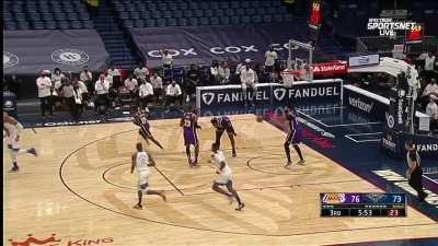 [Highlight] LeBron with the throwdown and possible travel