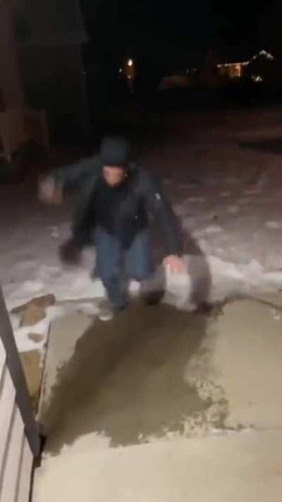 mf almost slipped 😂😂😂😂