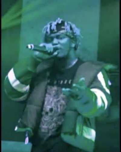 Shitpost I made coz I was bored