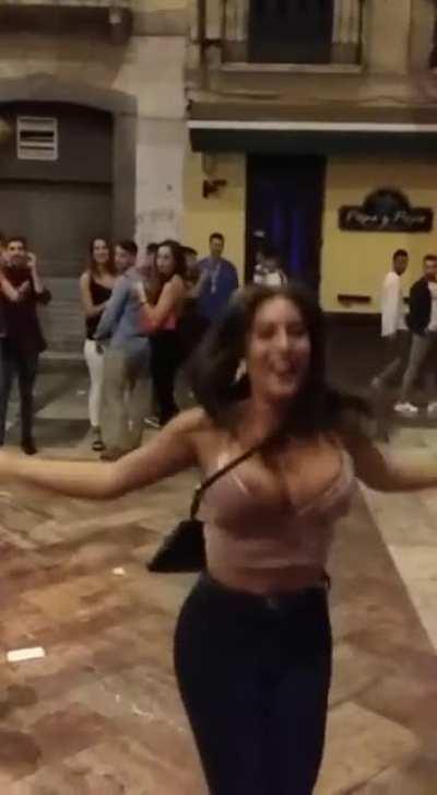 I love jumping rope, no further questions